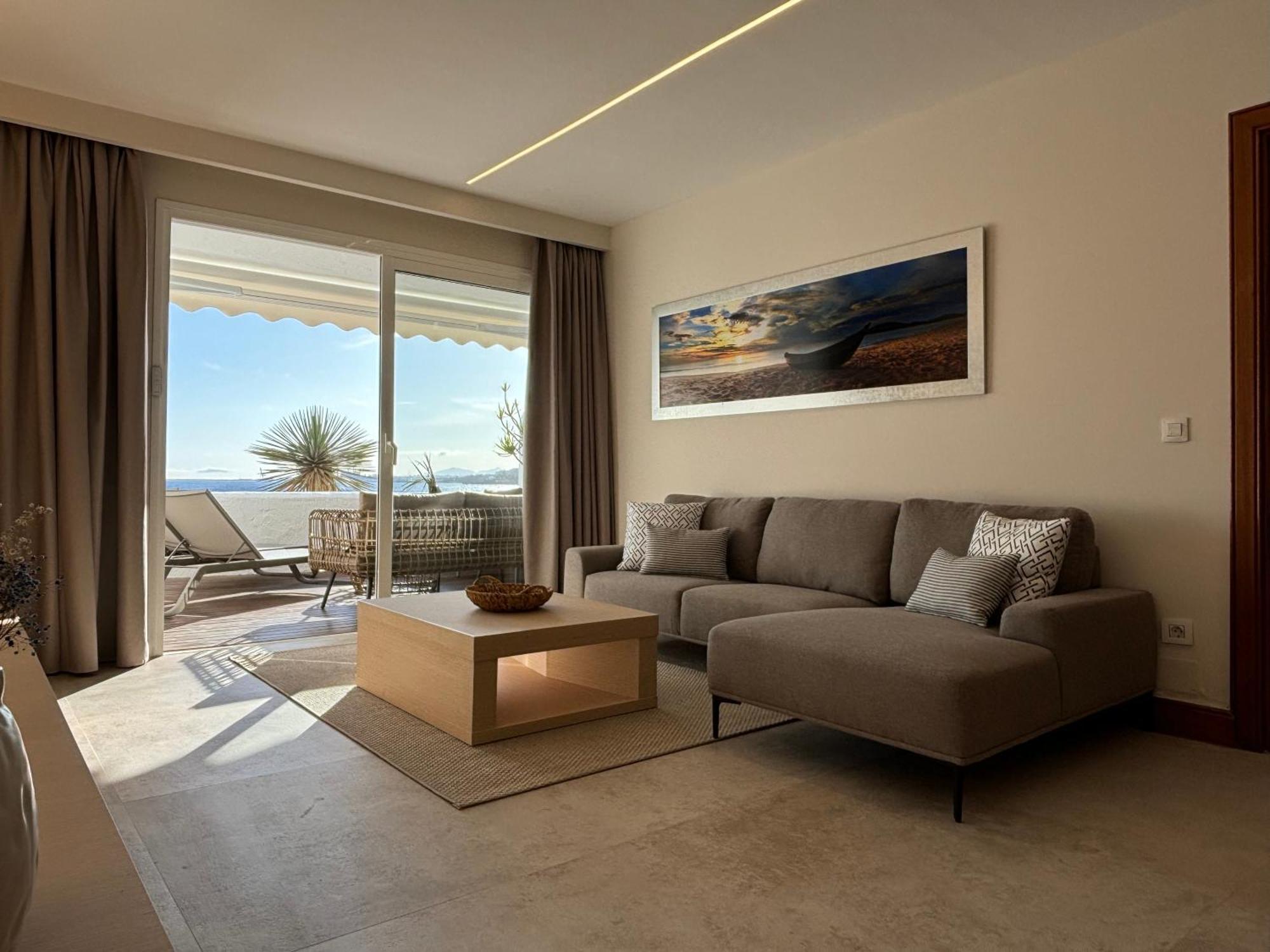 Costa Teguise Luxury First Line Apartment المظهر الخارجي الصورة
